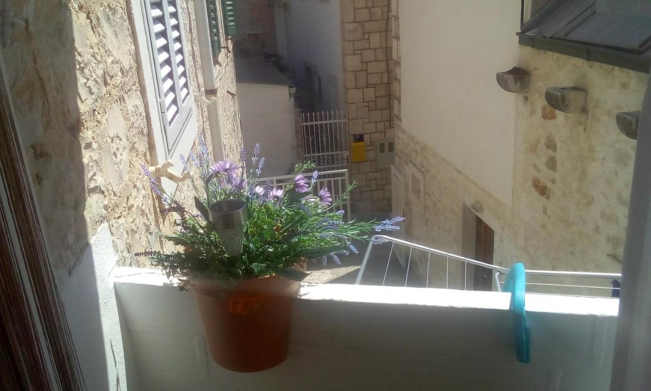 Apartment Nada Povlja  Exterior foto